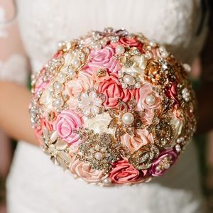 Wedding bridal handmade jewelry bouquet